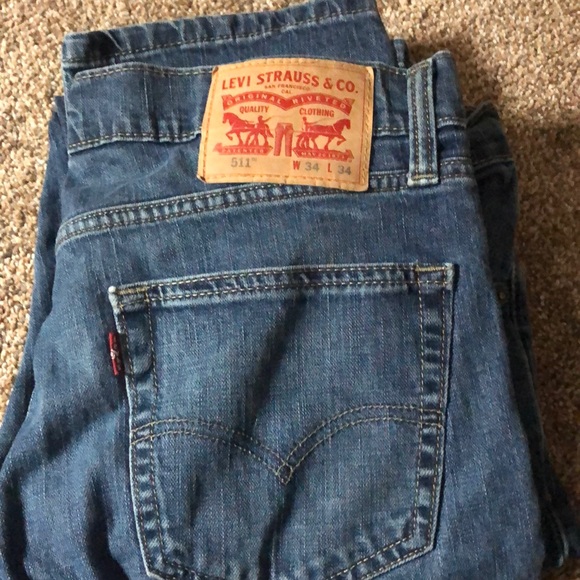 Jeans - Picture 1 of 3